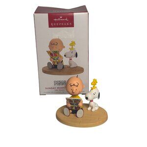 Hallmark Keepsake Peanuts Ornament Charlie Brown Snoopy Woodstock Hanging Comic